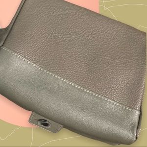 NWOT Bvlgari Bulgari Parfums for Emirates Toiletries Travel Cosmetics Bag